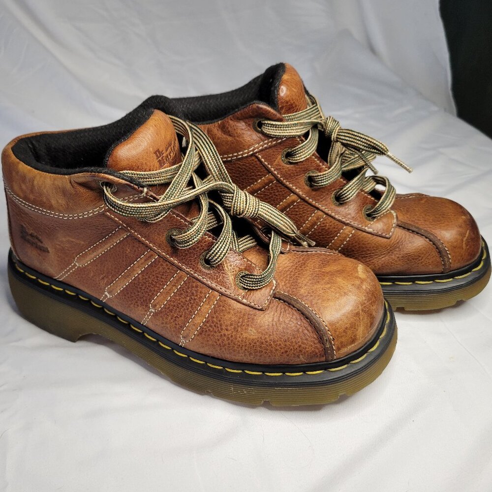 Dr. Martens 2C01 Y2K 90s Classic Brown Lace Up Boots W10 M9